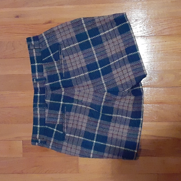 BOAST USA Sample Tweed Shorts Size 4 - Picture 2 of 5